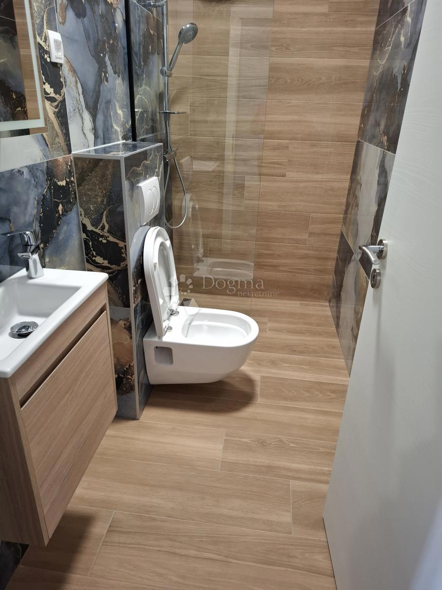 Appartamento Privlaka, 136m2