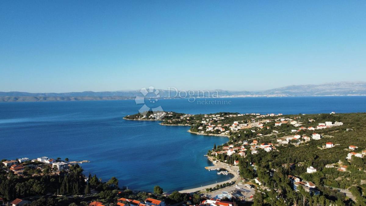 Terreno edificabile Grohote, Šolta, 15.000m2