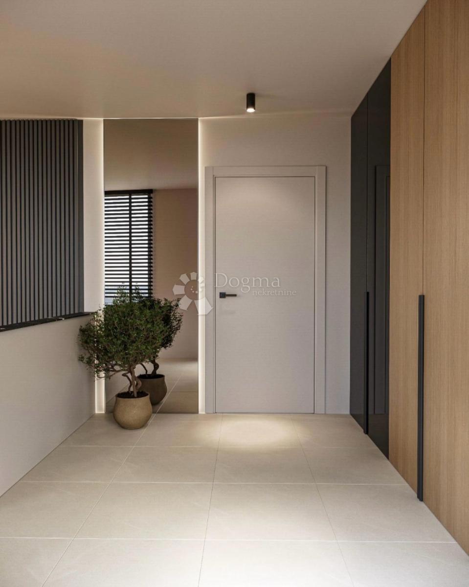 Allogio Šestine, Podsljeme, 162,88m2