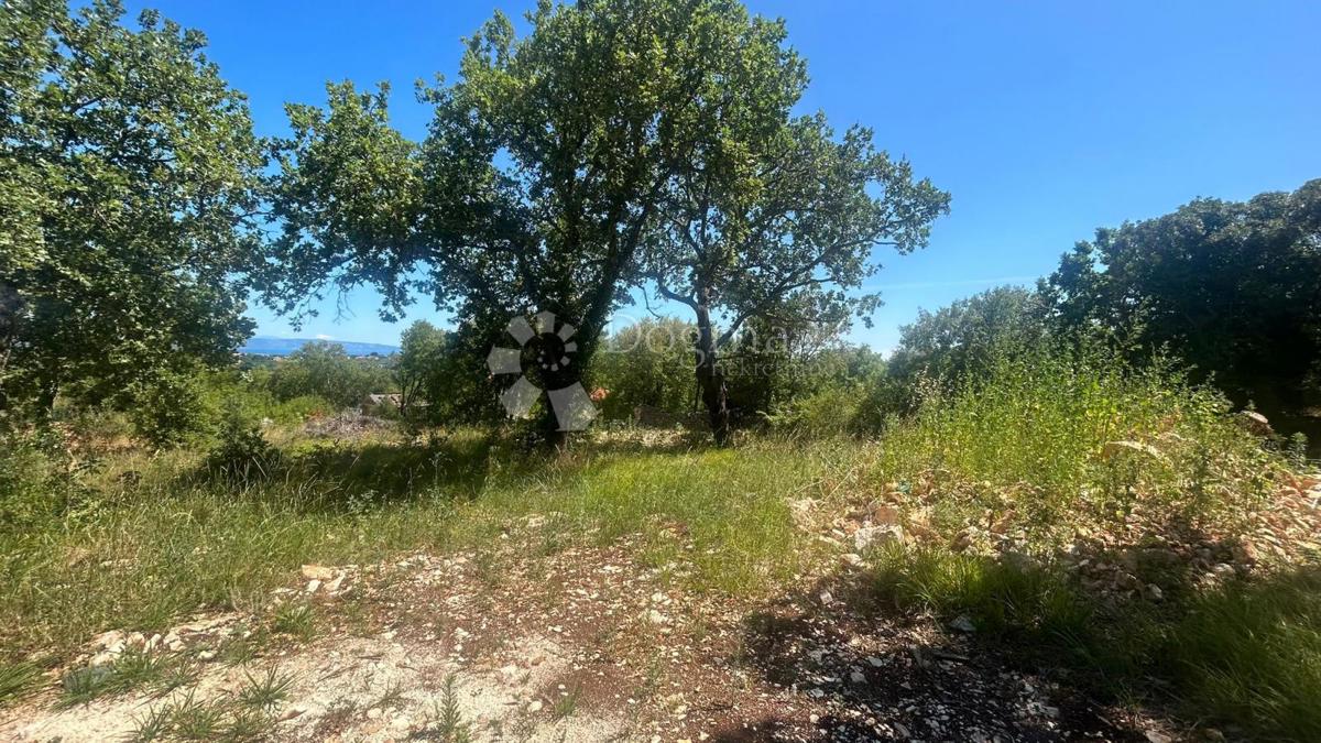 Terreno edificabile Rakalj, Marčana, 1.303m2