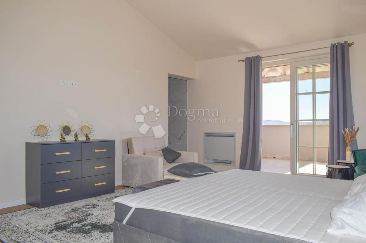 Casa Poreč, 300m2