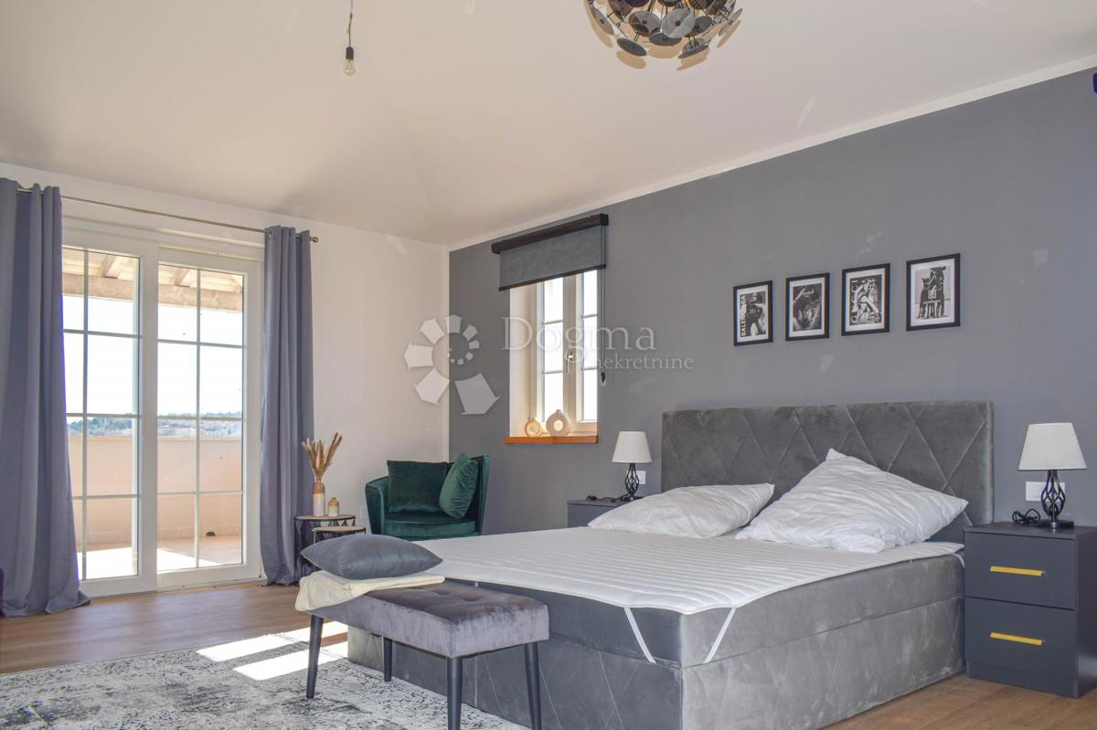 Casa Poreč, 300m2