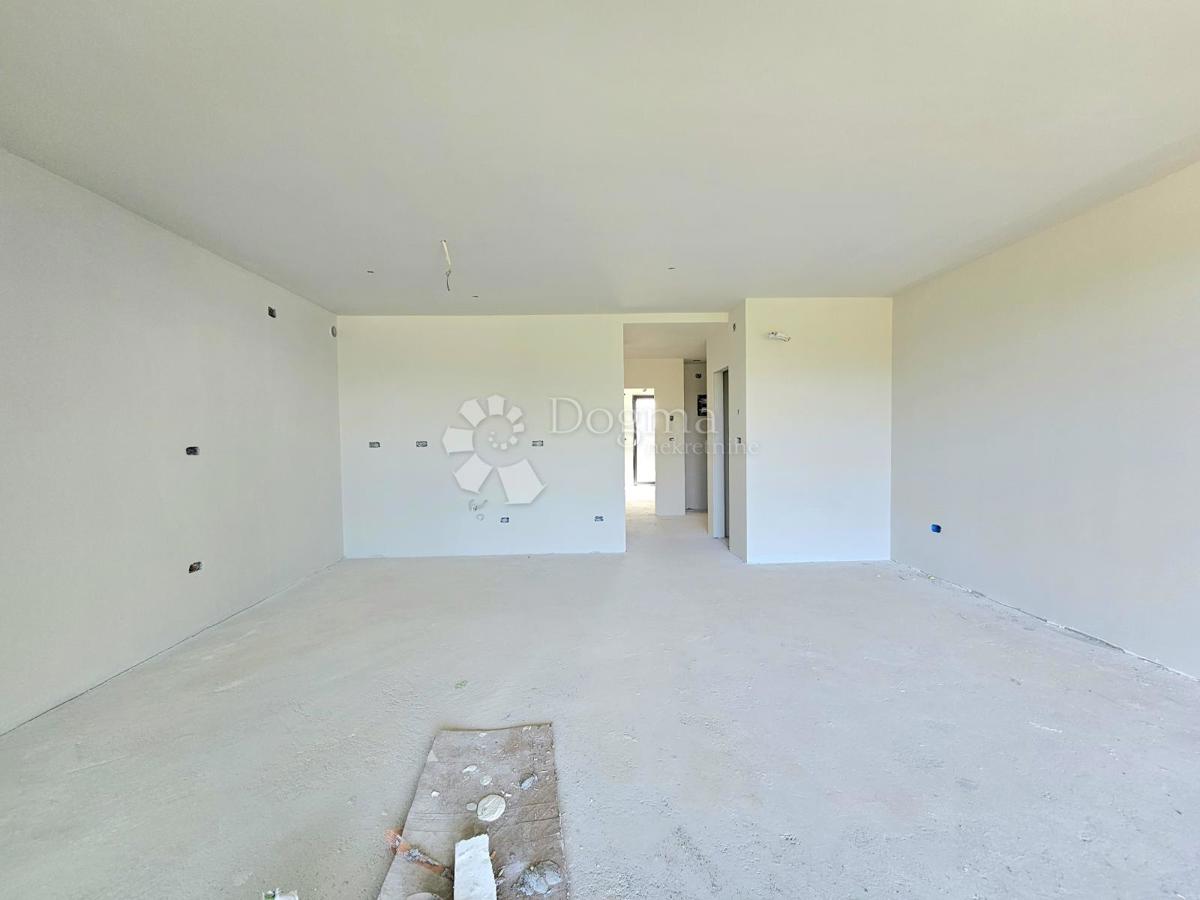 Umago, nuova costruzione di alta qualità a 10 minuti dal mare