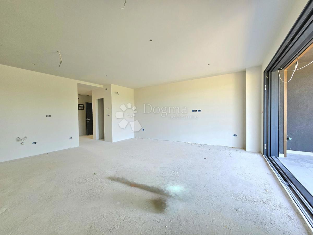 Umago, nuova costruzione di alta qualità a 10 minuti dal mare