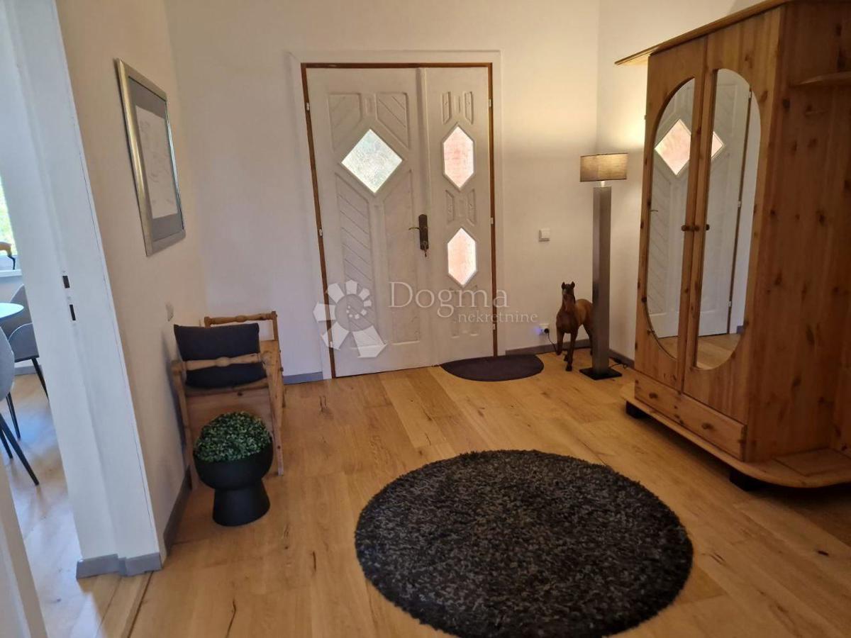 Casa Kršan, 182m2