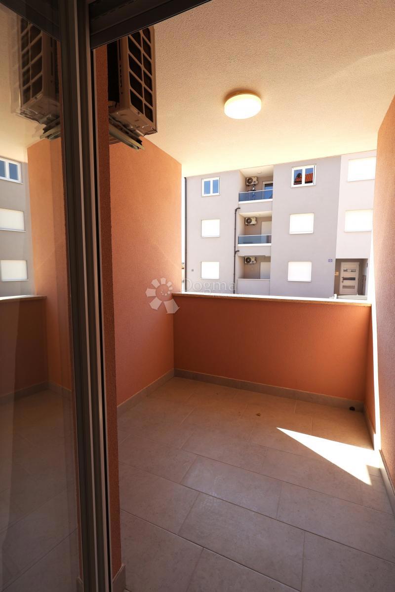 Allogio Peroj, Vodnjan, 54,66m2