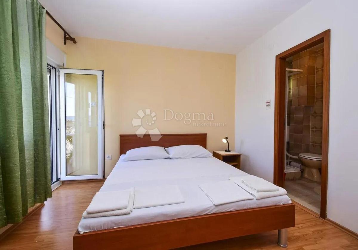 Casa Okrug Donji, Okrug, 525m2