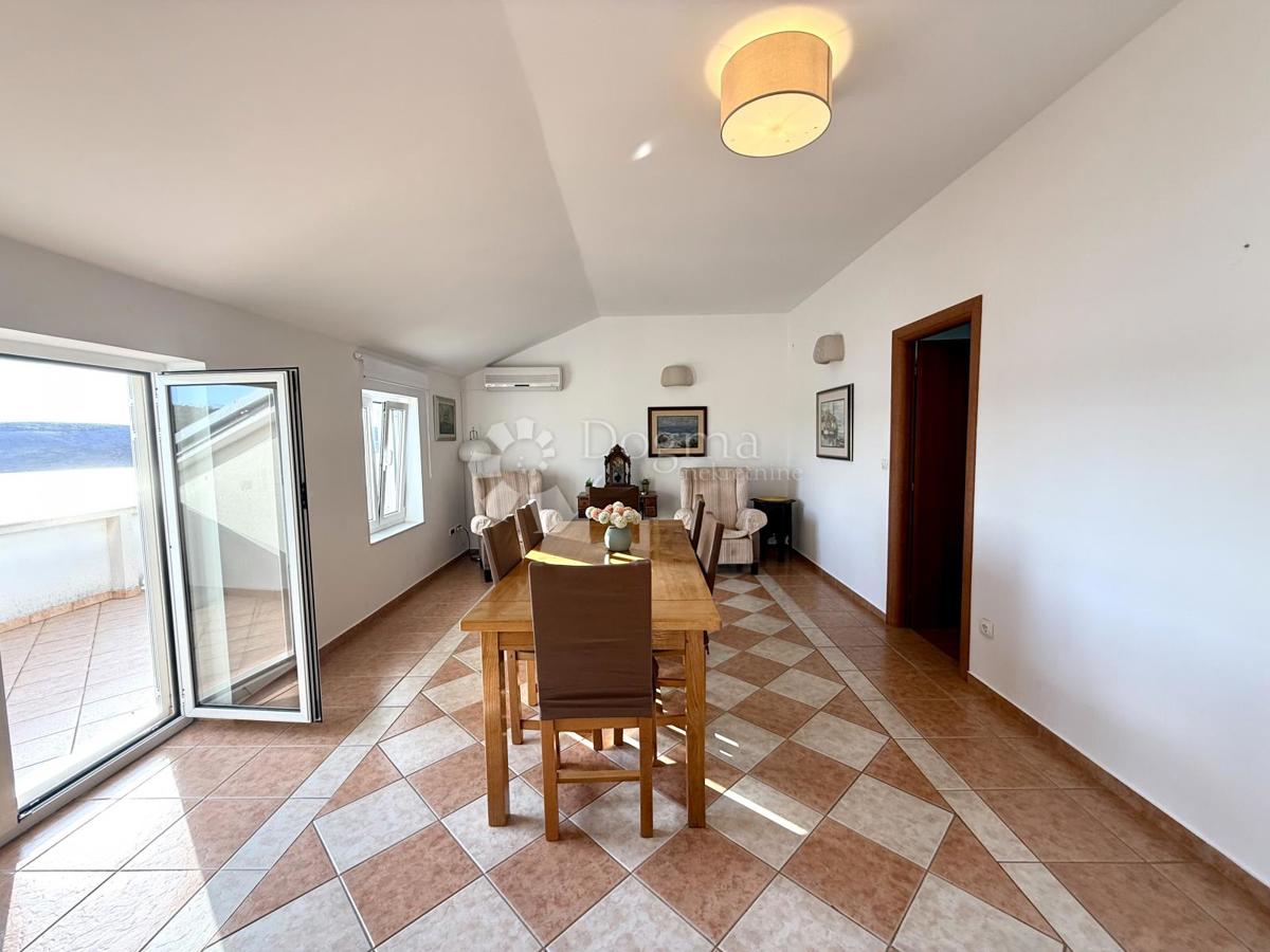 Appartamento Jadranovo, Crikvenica, 98m2