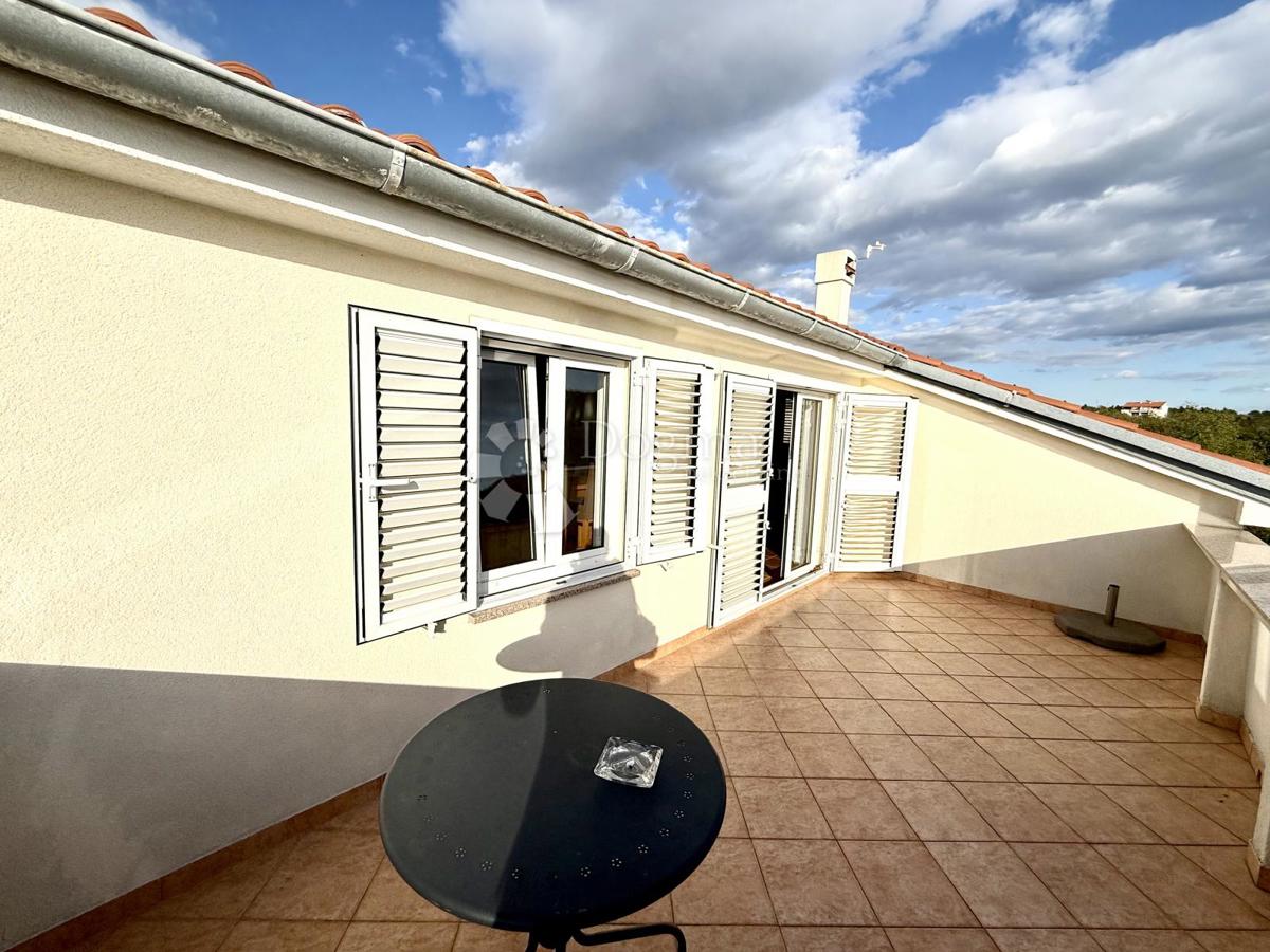 Appartamento Jadranovo, Crikvenica, 98m2