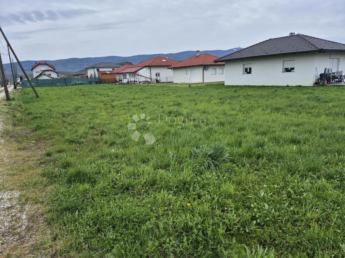 Terreno edificabile Oroslavje, 1.266m2