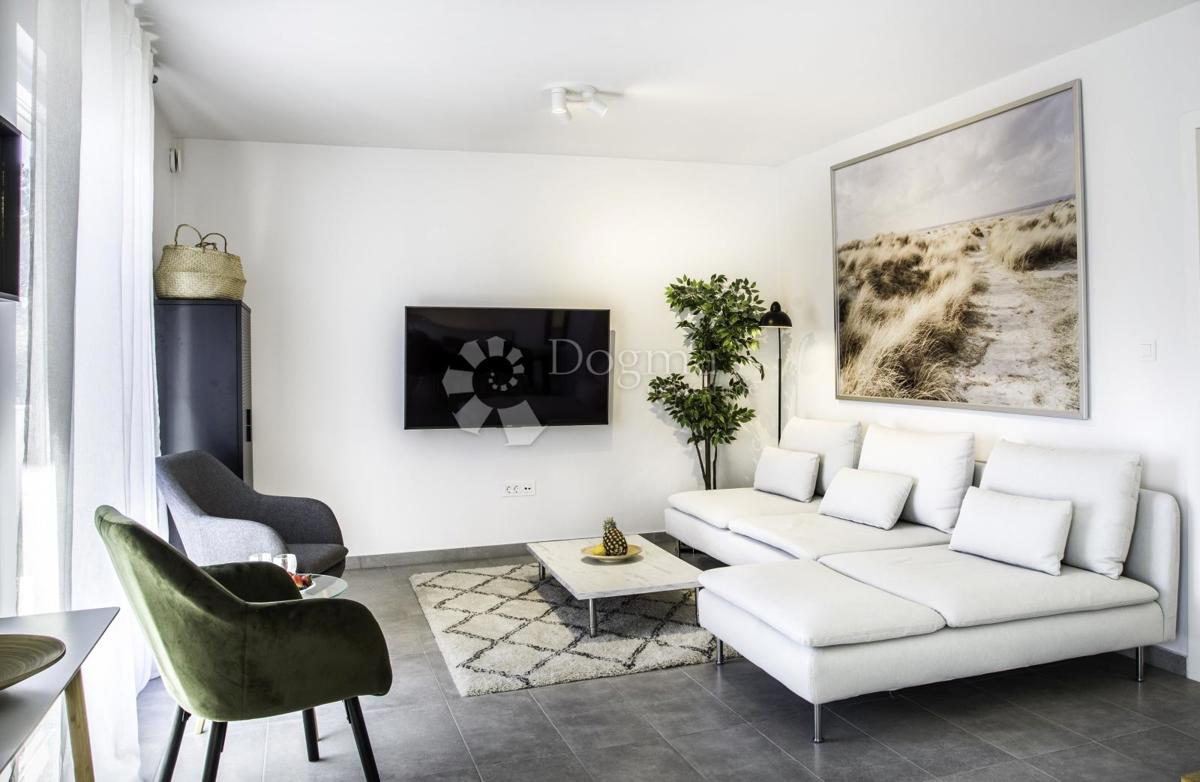 Allogio Rogoznica, 71.84m2