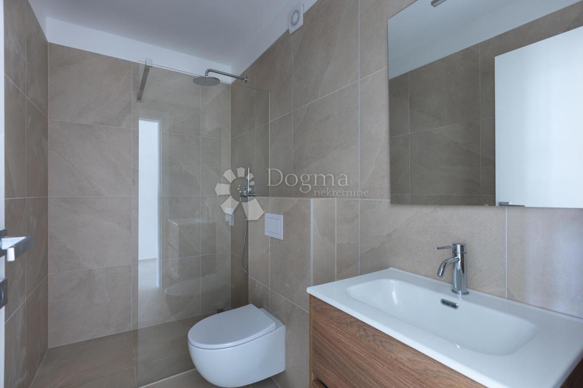 Allogio Novigrad, 234.30 m2