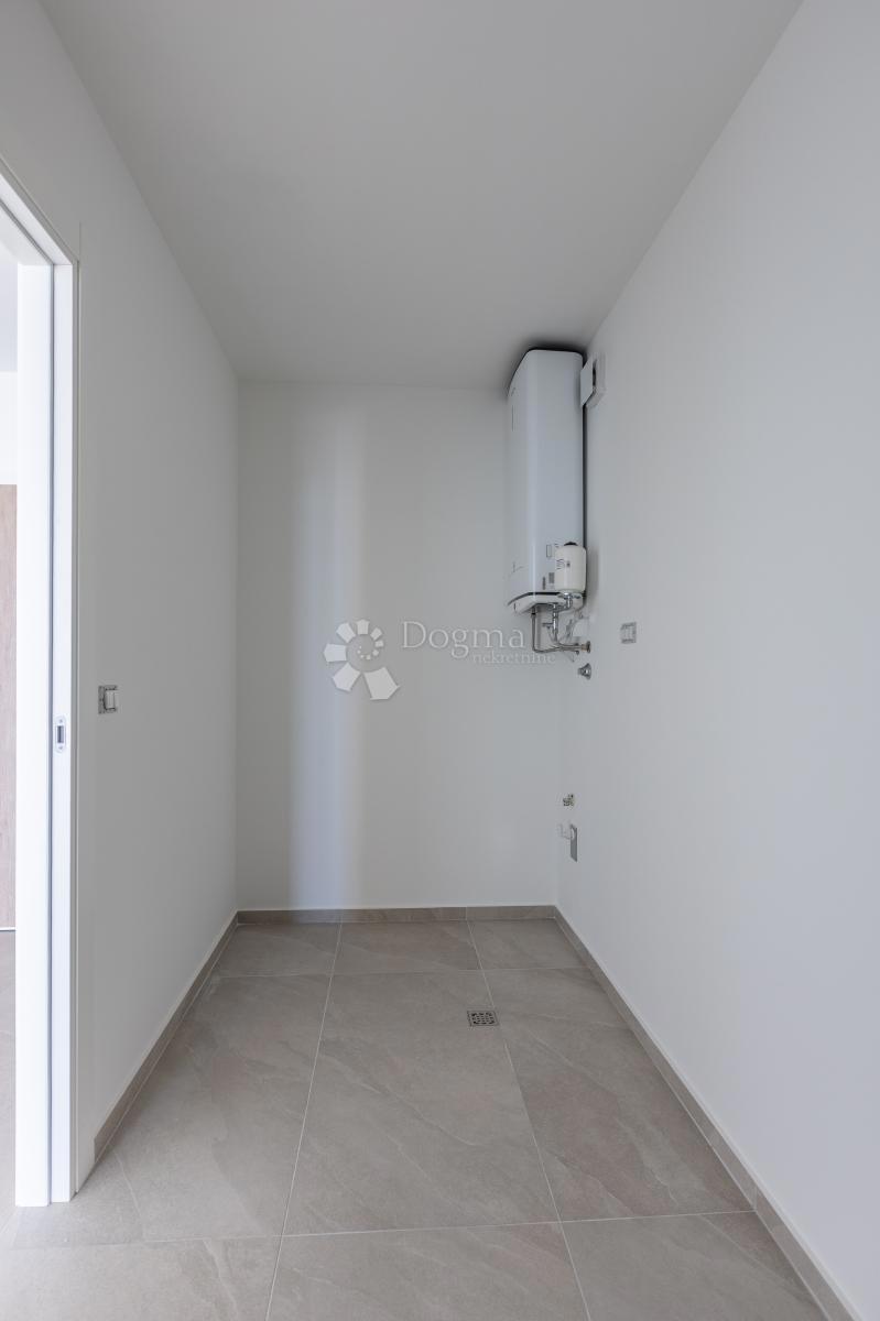 Allogio Novigrad, 234.30 m2