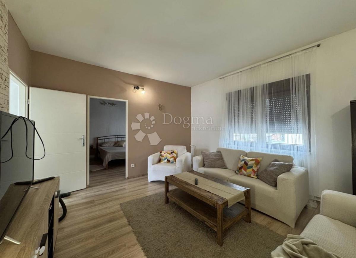 Casa Donja Dubrava, 400,88m2