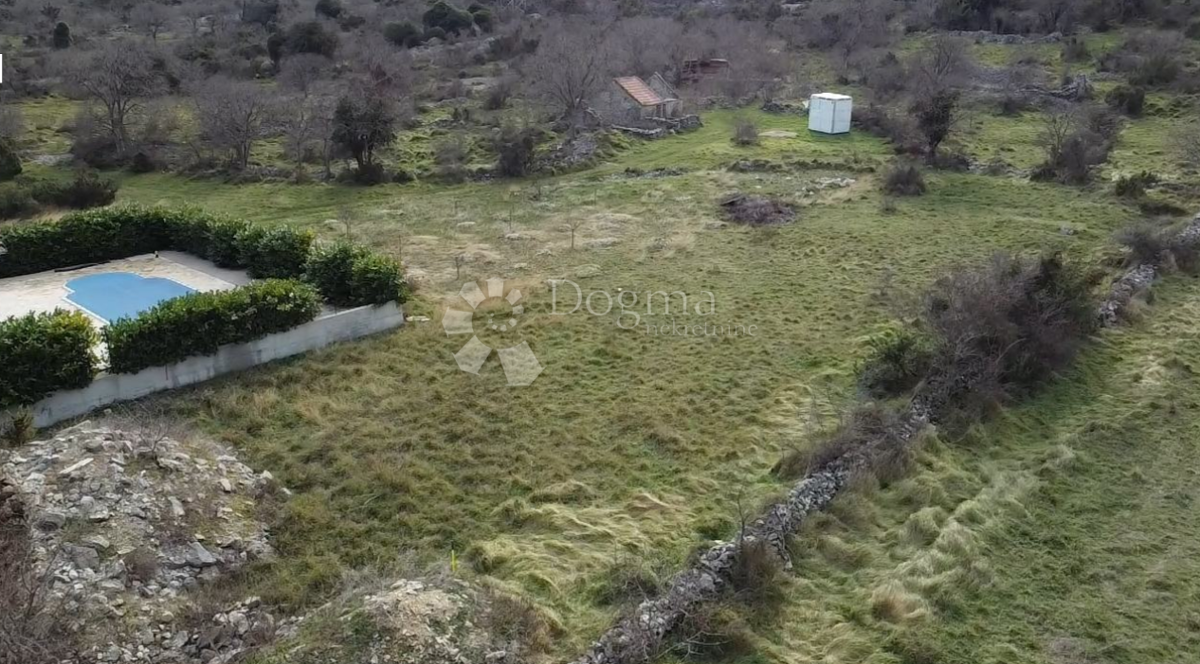 Terreno edificabile Danilo Kraljice, Šibenik - Okolica, 1.097m2