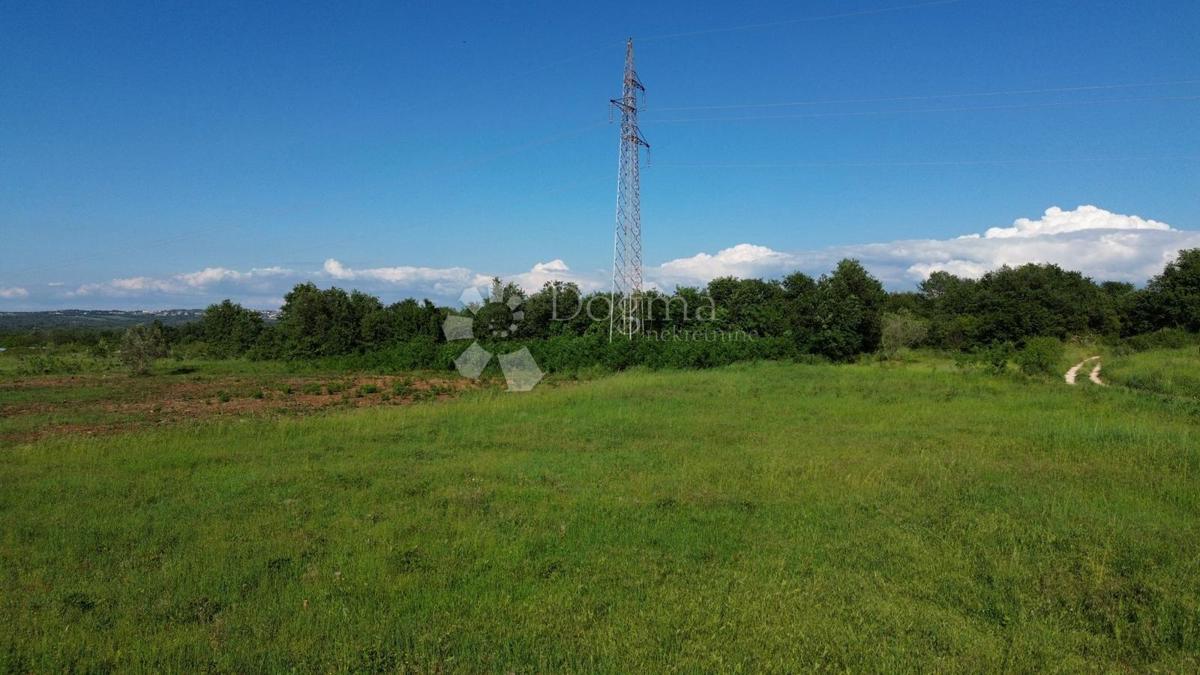 Terreno edificabile Poreč, 702m2