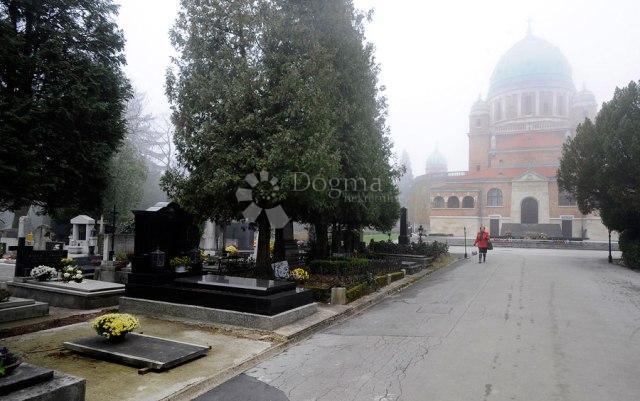 Mirogoj, Gornji Grad - Medveščak, 8m2