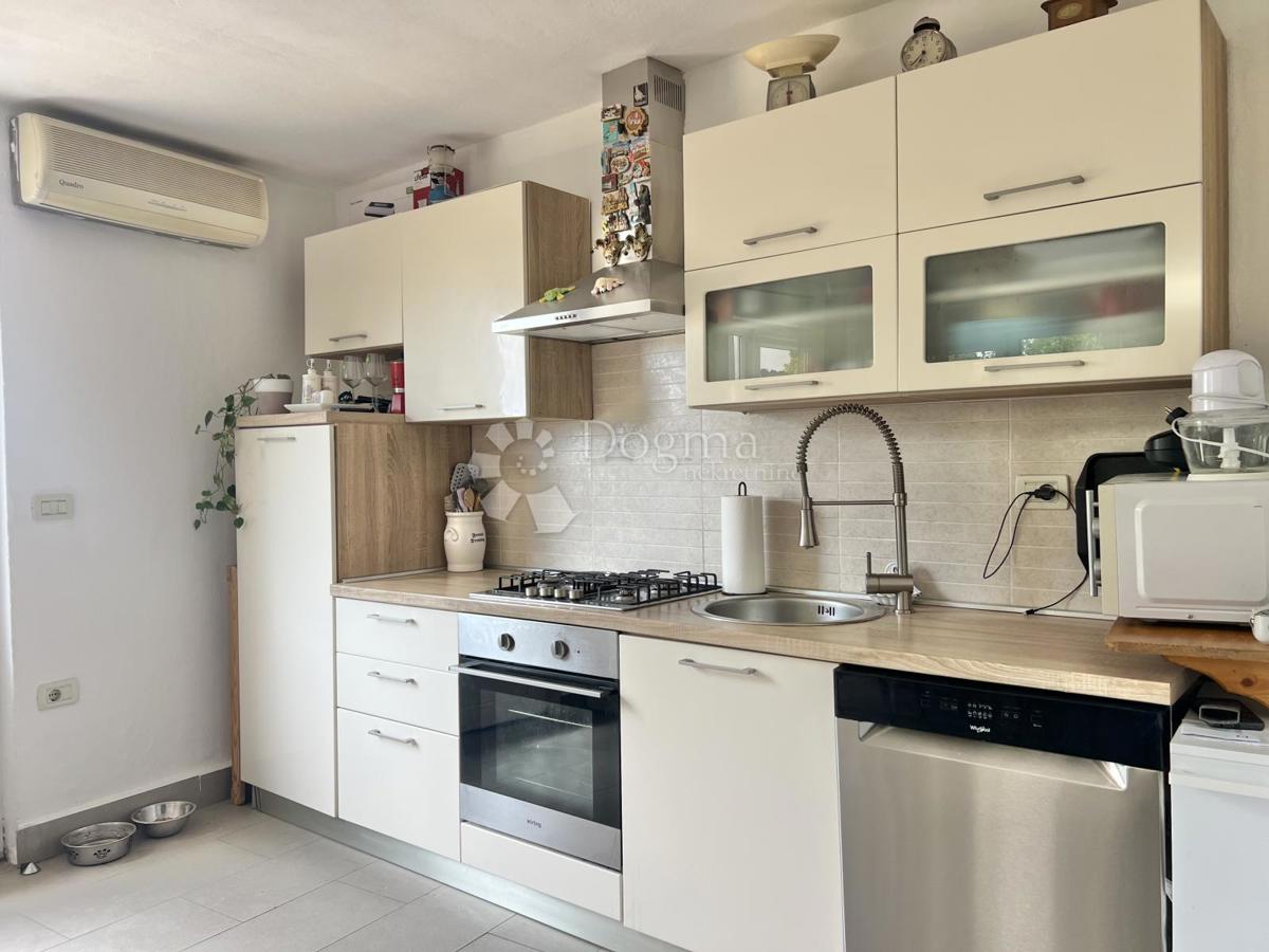 CASA NEL CENTRO STORICO CON VISTA MARE