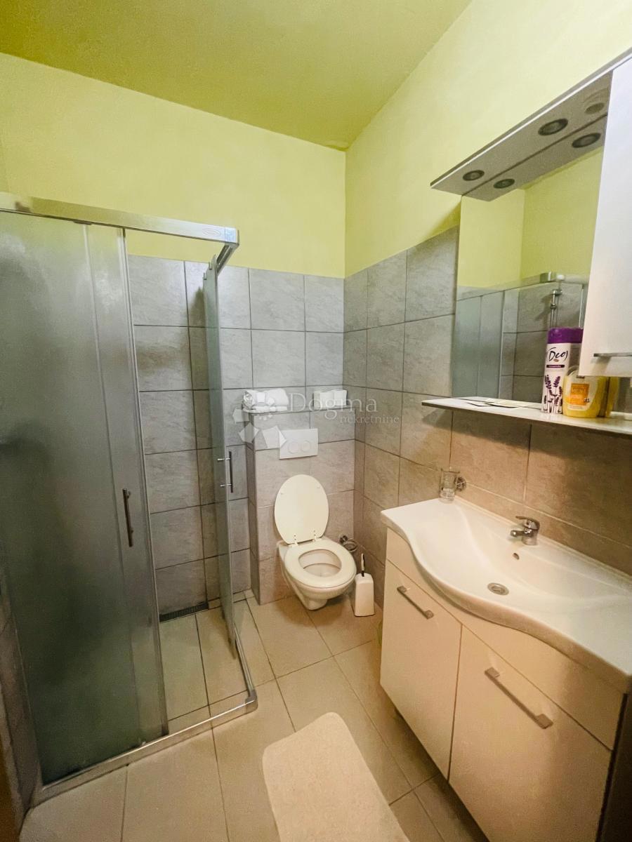 Albergo Buje, 1.229m2
