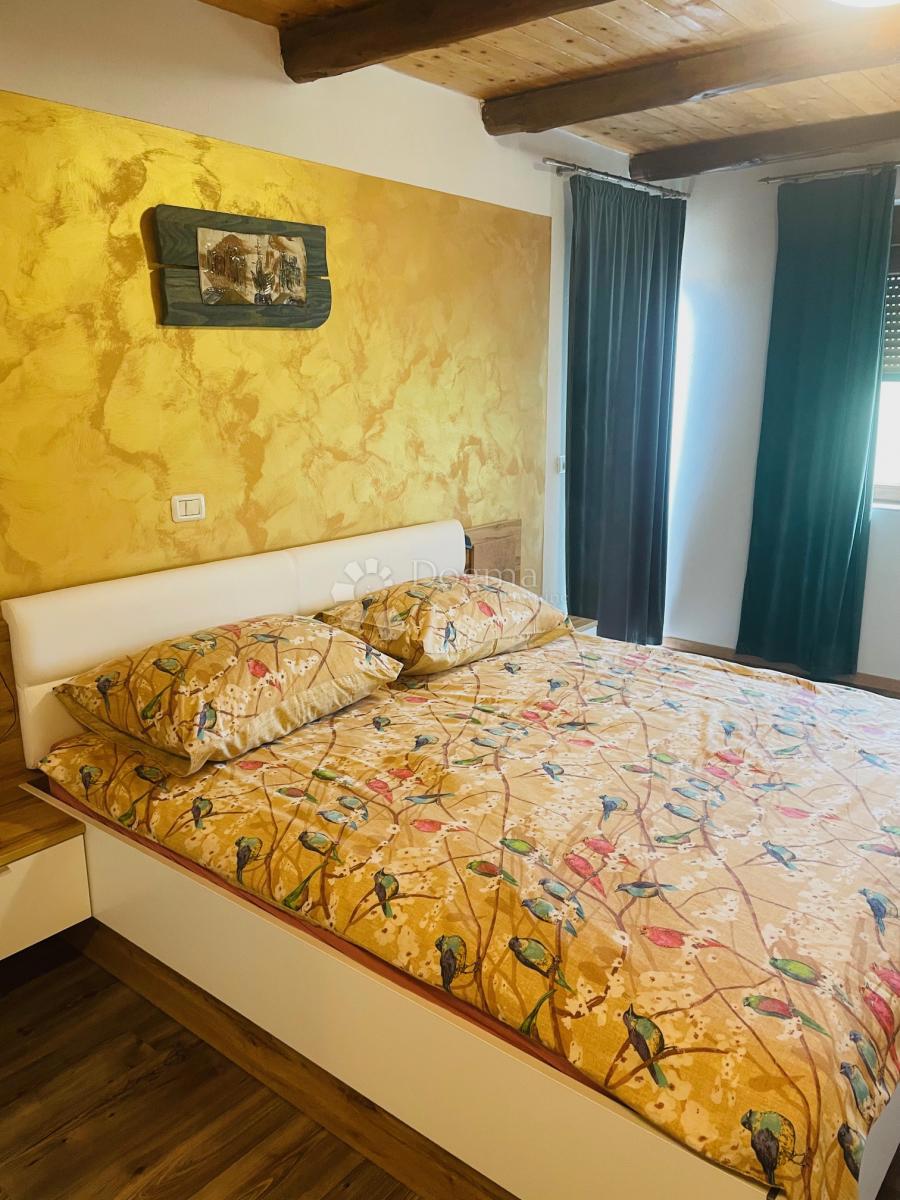 Albergo Buje, 1.229m2