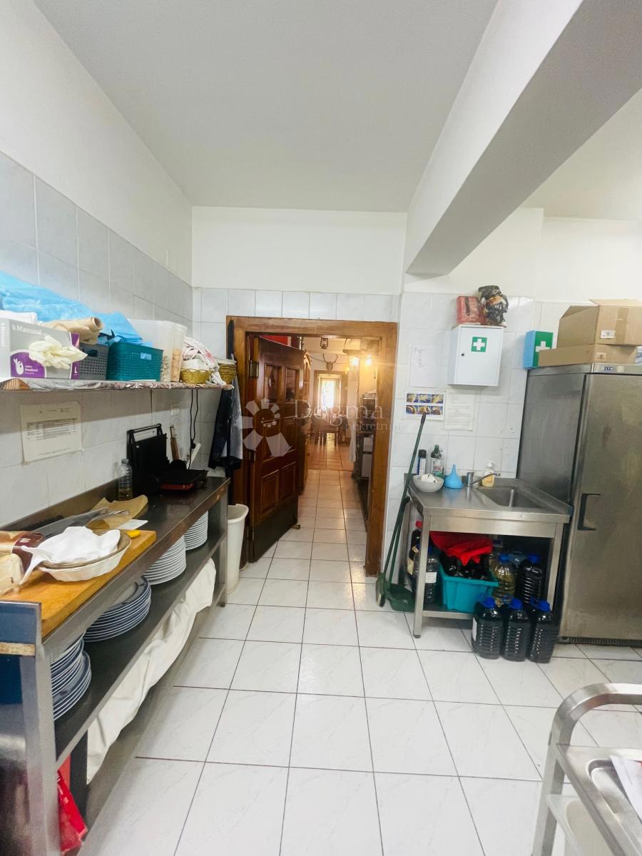 Albergo Buje, 1.229m2