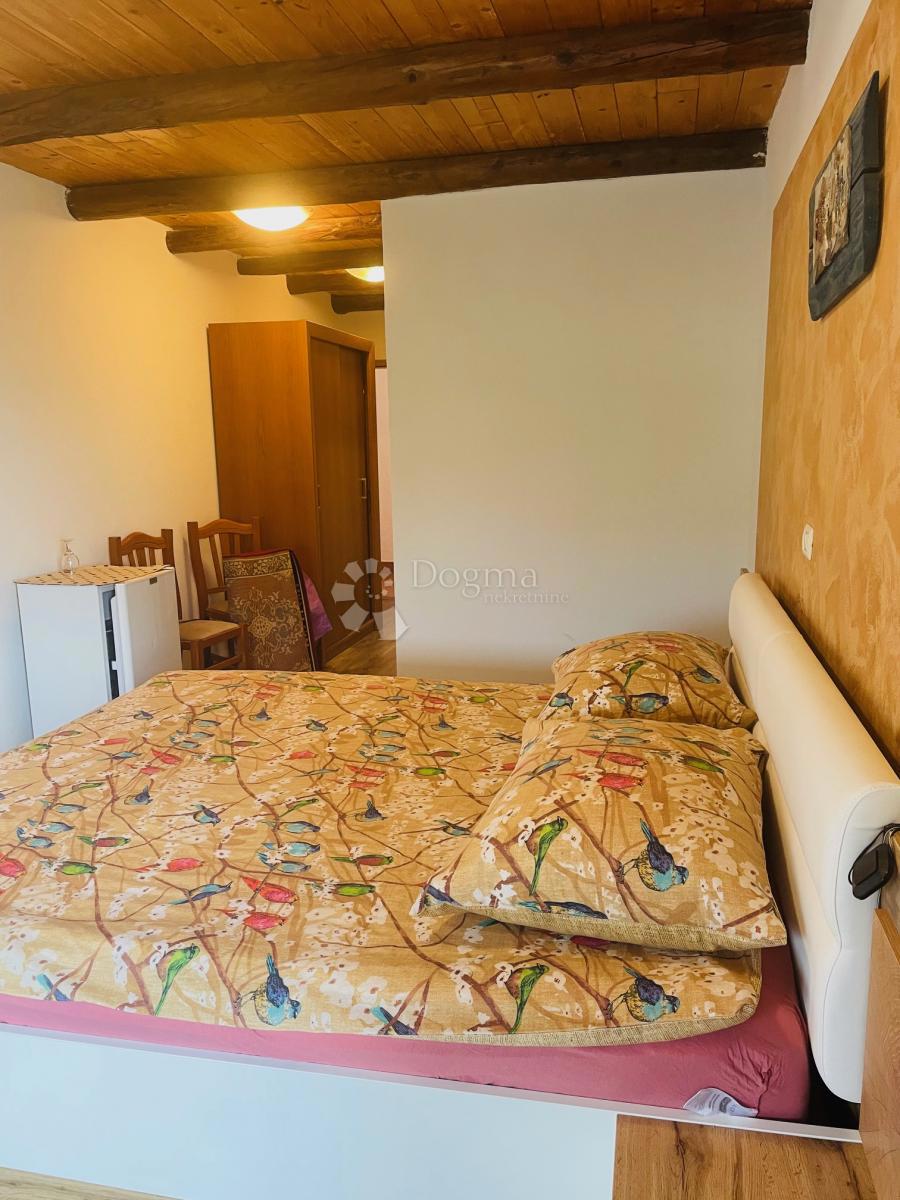 Albergo Buje, 1.229m2