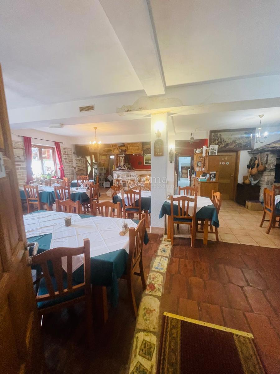 Albergo Buje, 1.229m2