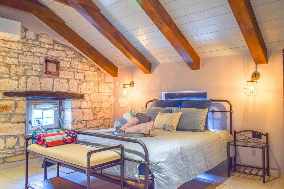 Casa Kringa, Tinjan, 295m2