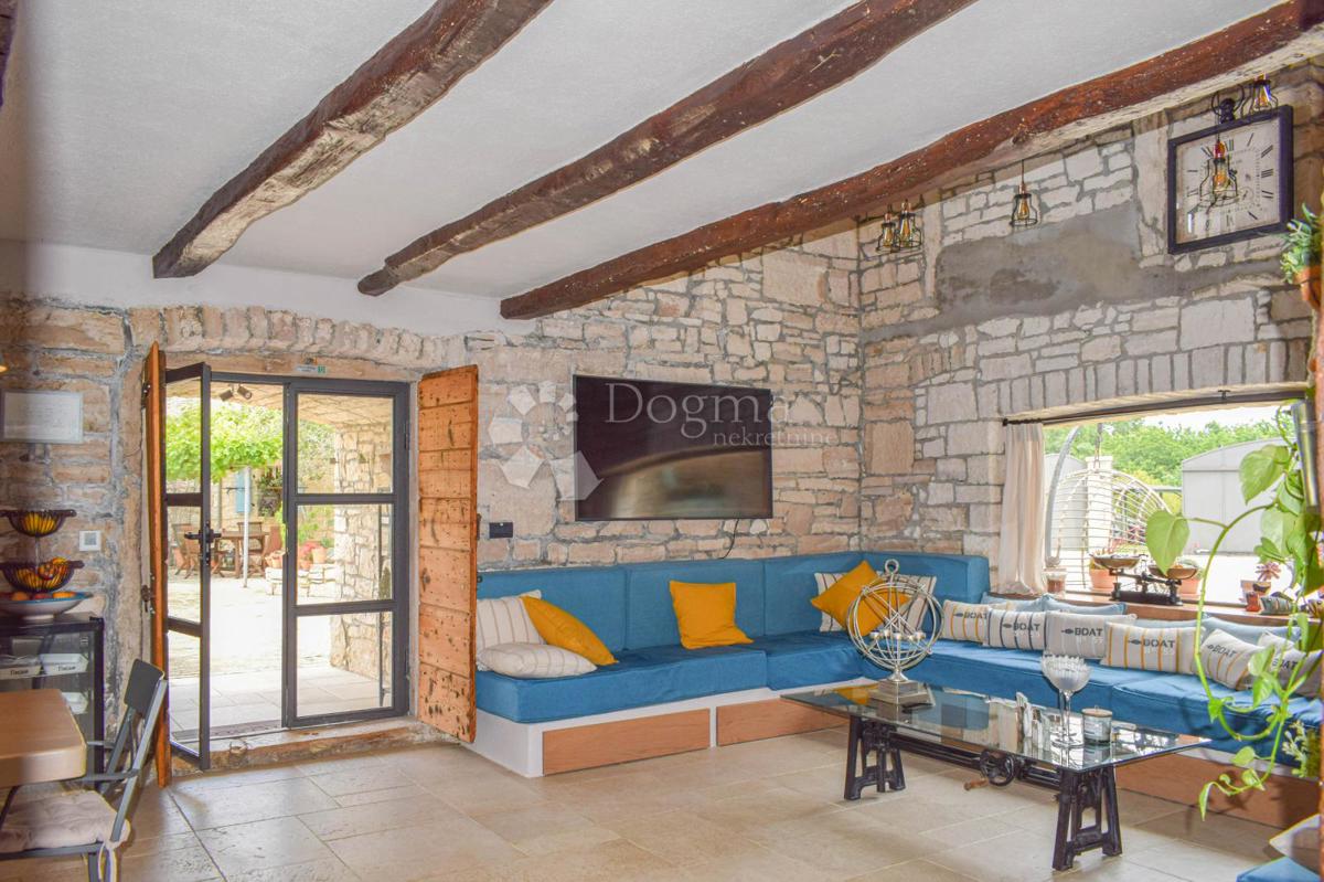 Casa Kringa, Tinjan, 295m2