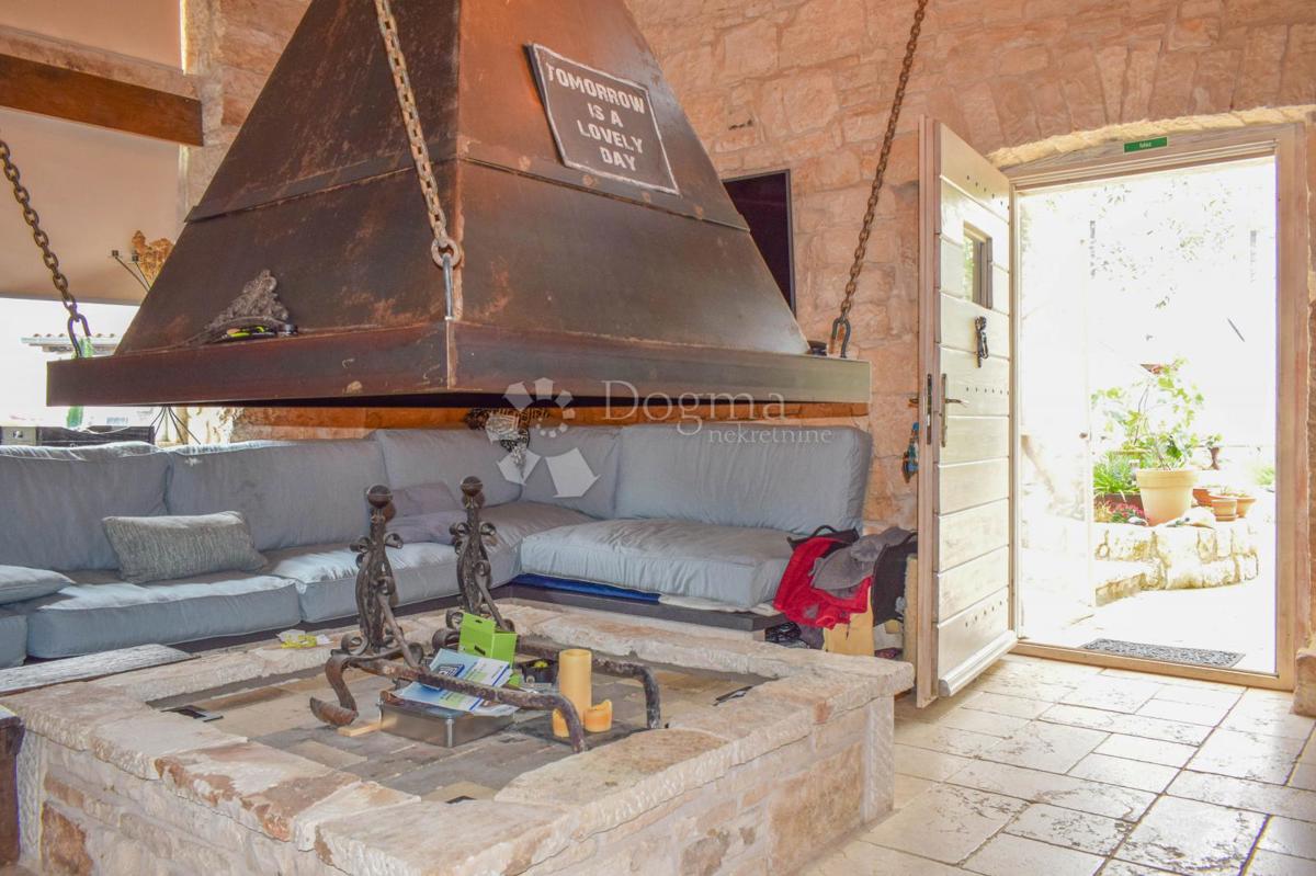 Casa Kringa, Tinjan, 295m2