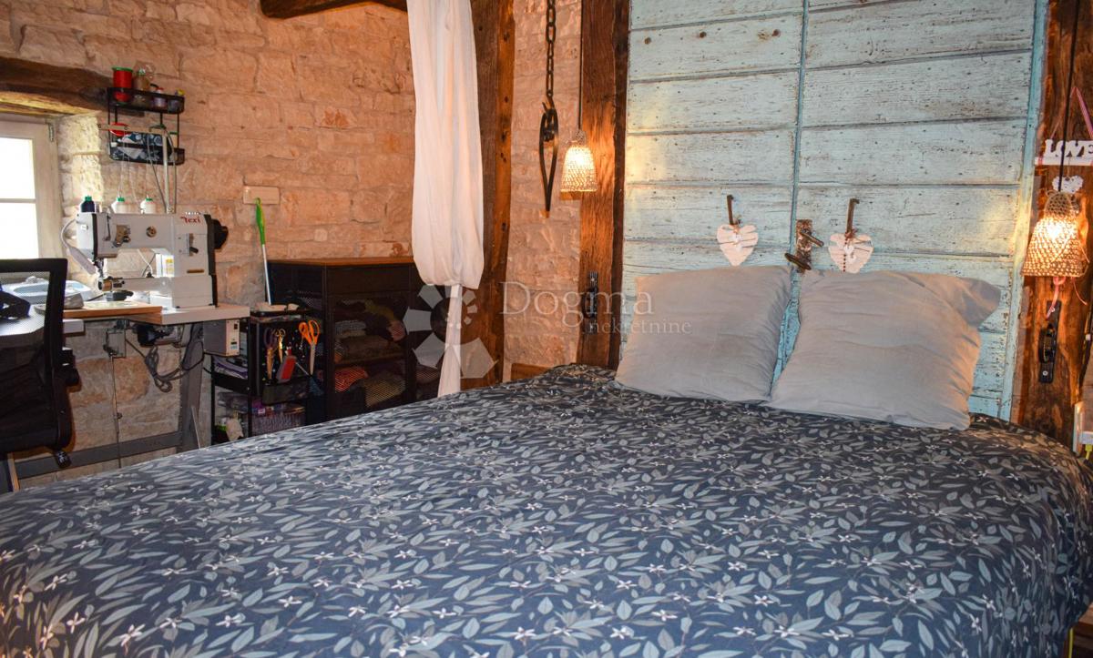 Casa Kringa, Tinjan, 295m2