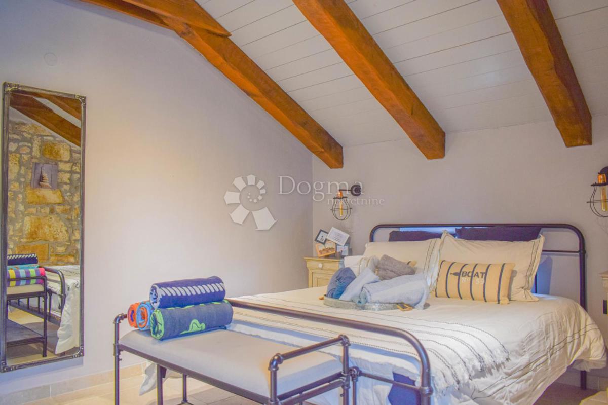 Casa Kringa, Tinjan, 295m2