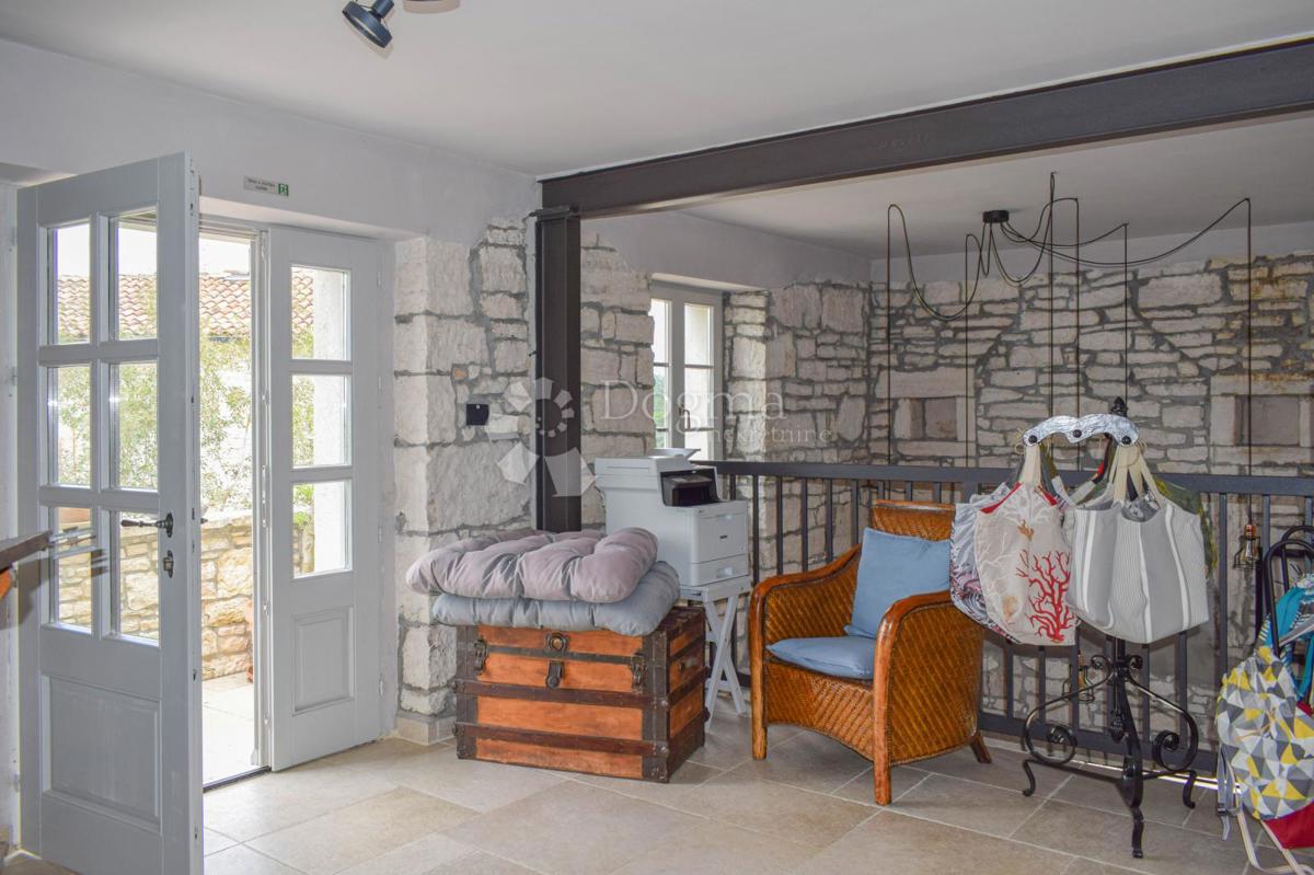 Casa Kringa, Tinjan, 295m2