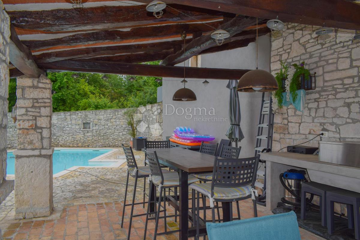 Casa Kringa, Tinjan, 295m2