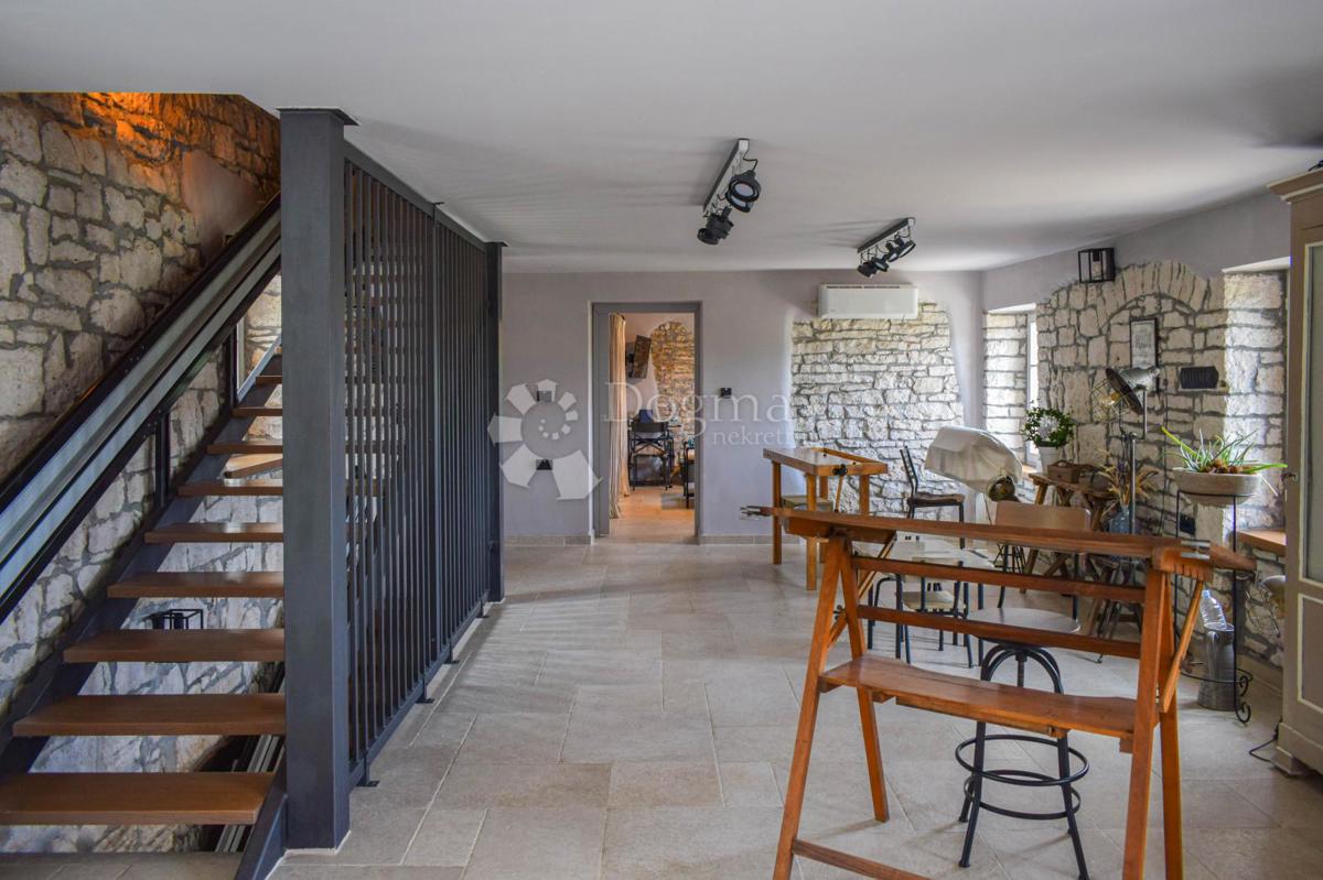 Casa Kringa, Tinjan, 295m2