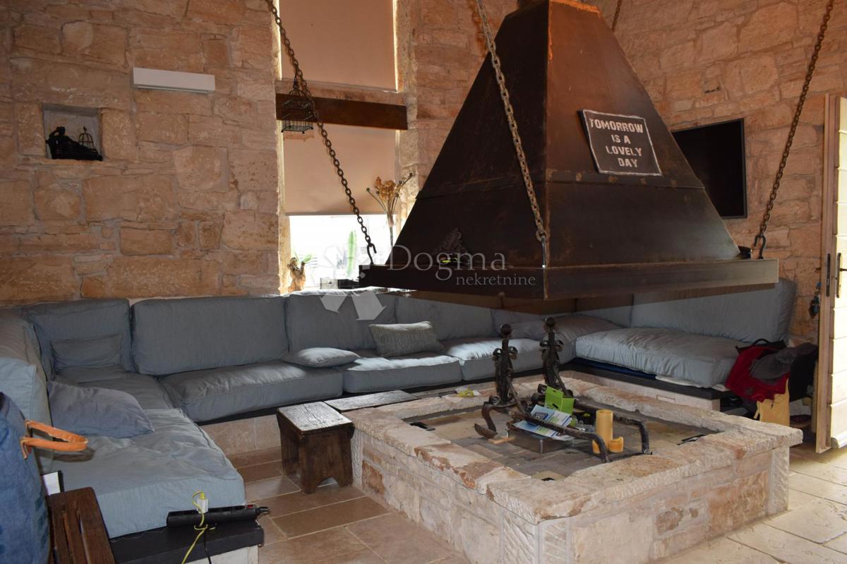 Casa Kringa, Tinjan, 295m2