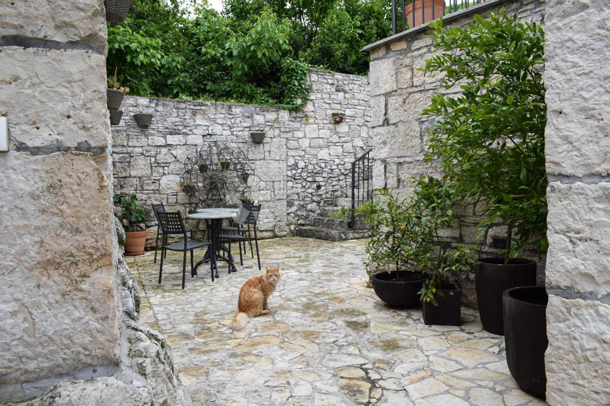 Casa Kringa, Tinjan, 295m2