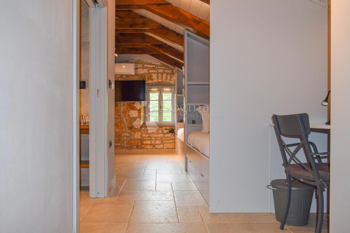 Casa Kringa, Tinjan, 295m2