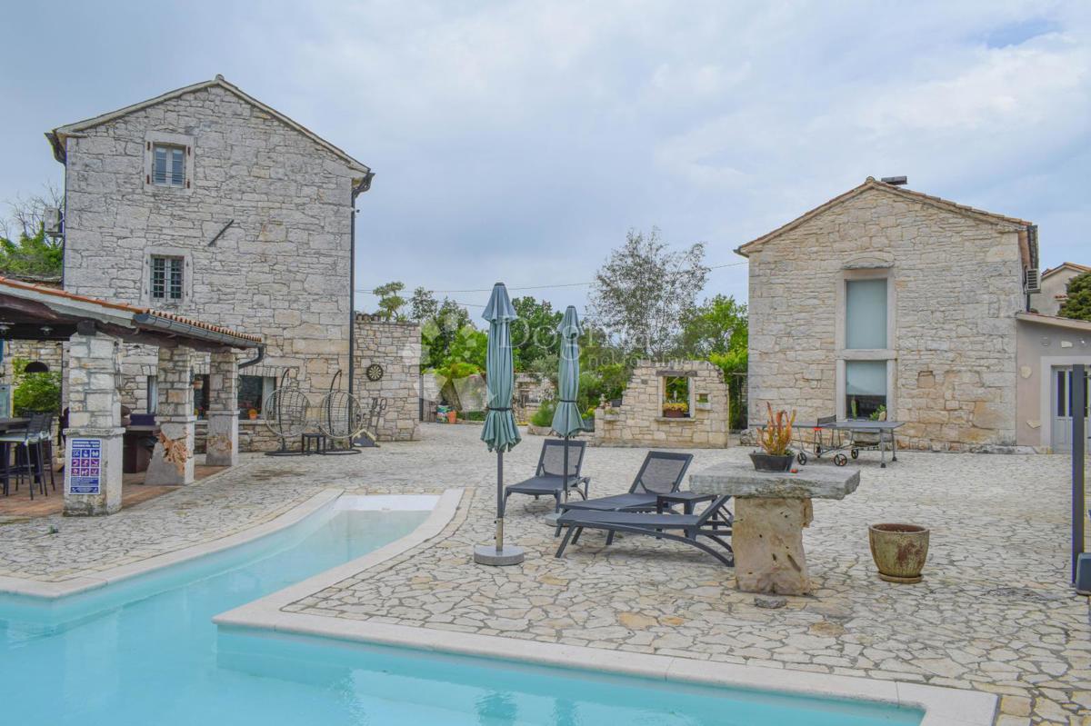 Casa Kringa, Tinjan, 295m2