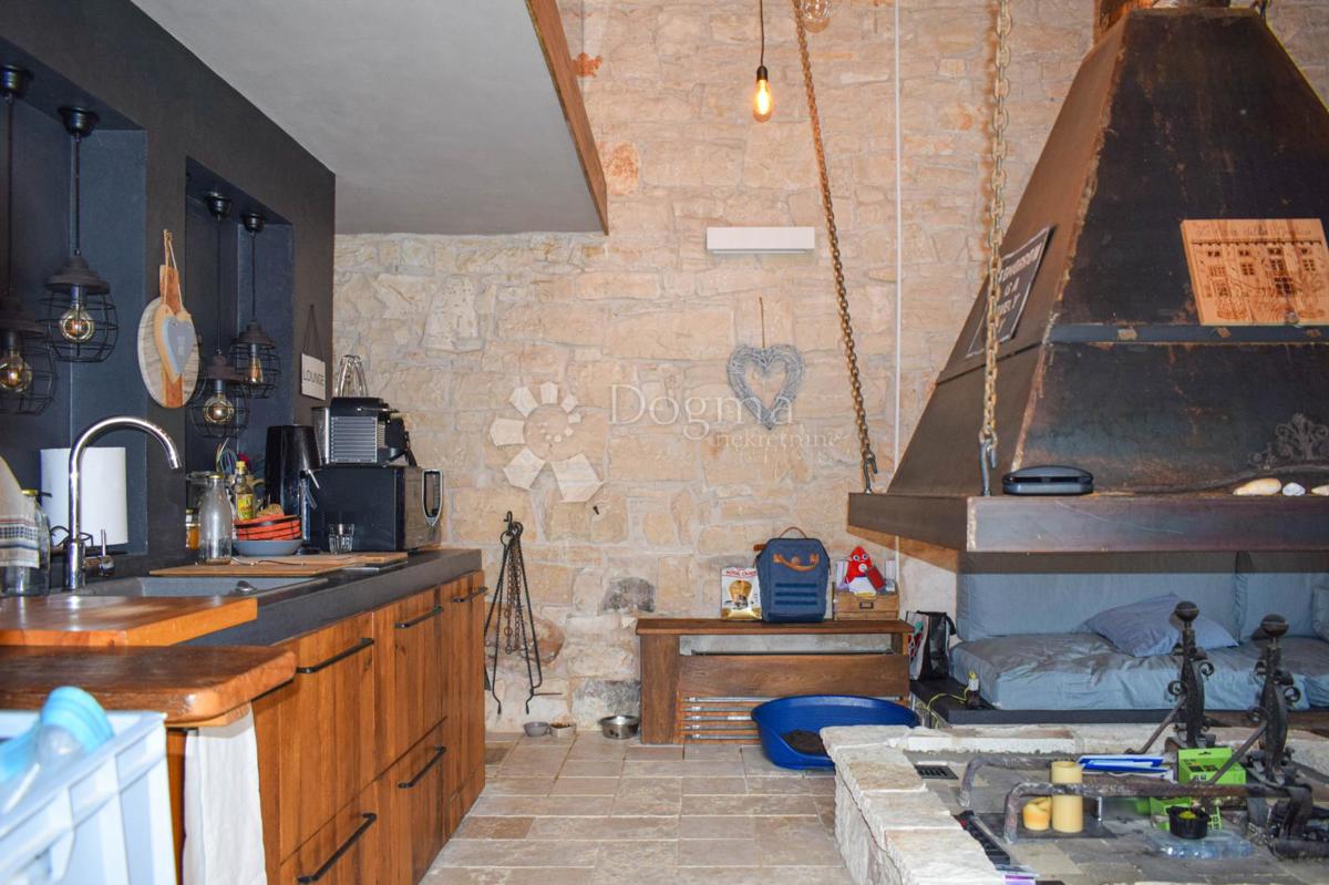 Casa Kringa, Tinjan, 295m2
