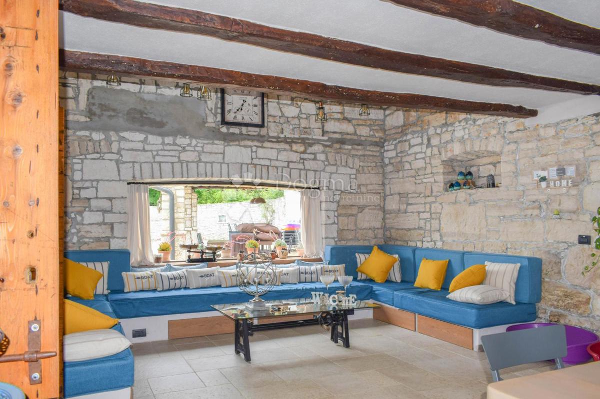 Casa Kringa, Tinjan, 295m2