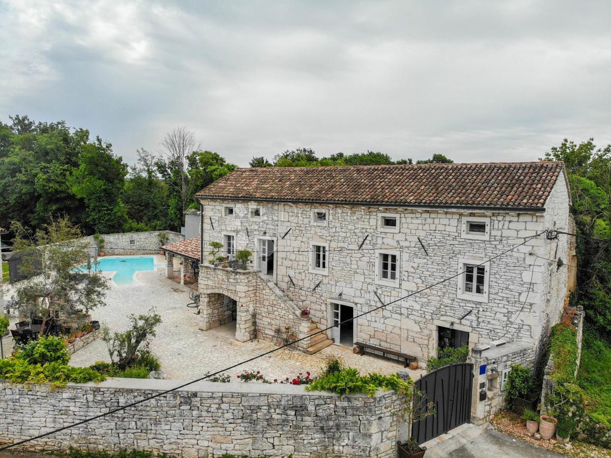 Casa Kringa, Tinjan, 295m2
