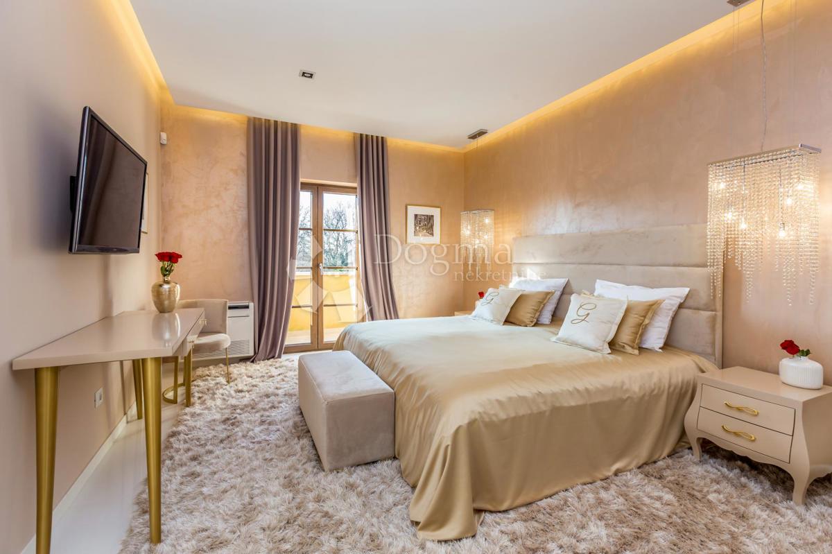 Casa Juršići, Svetvinčenat, 222m2