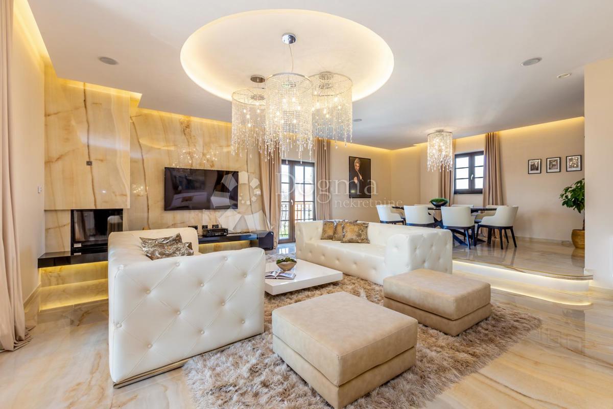 Casa Juršići, Svetvinčenat, 222m2