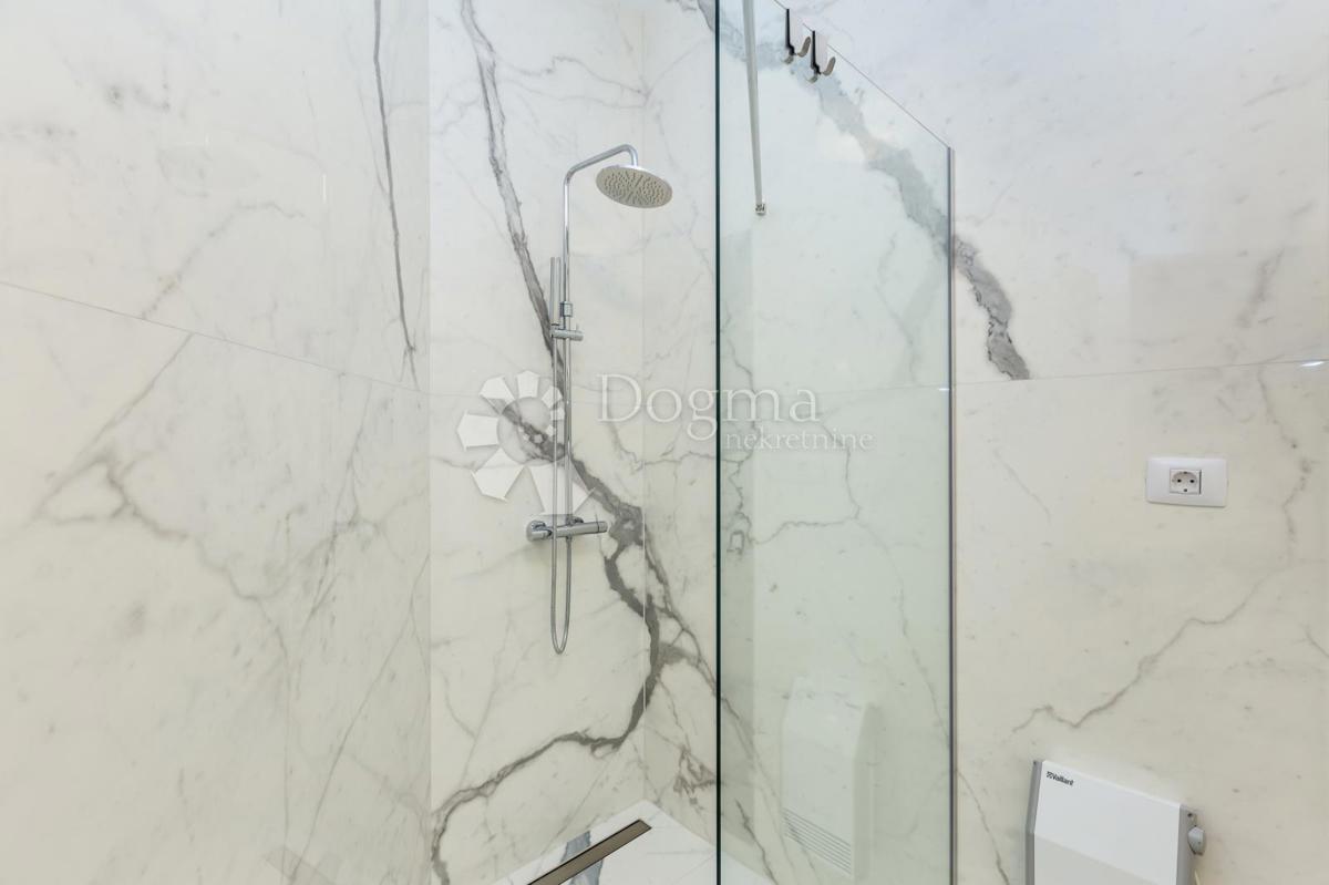 Casa Juršići, Svetvinčenat, 222m2