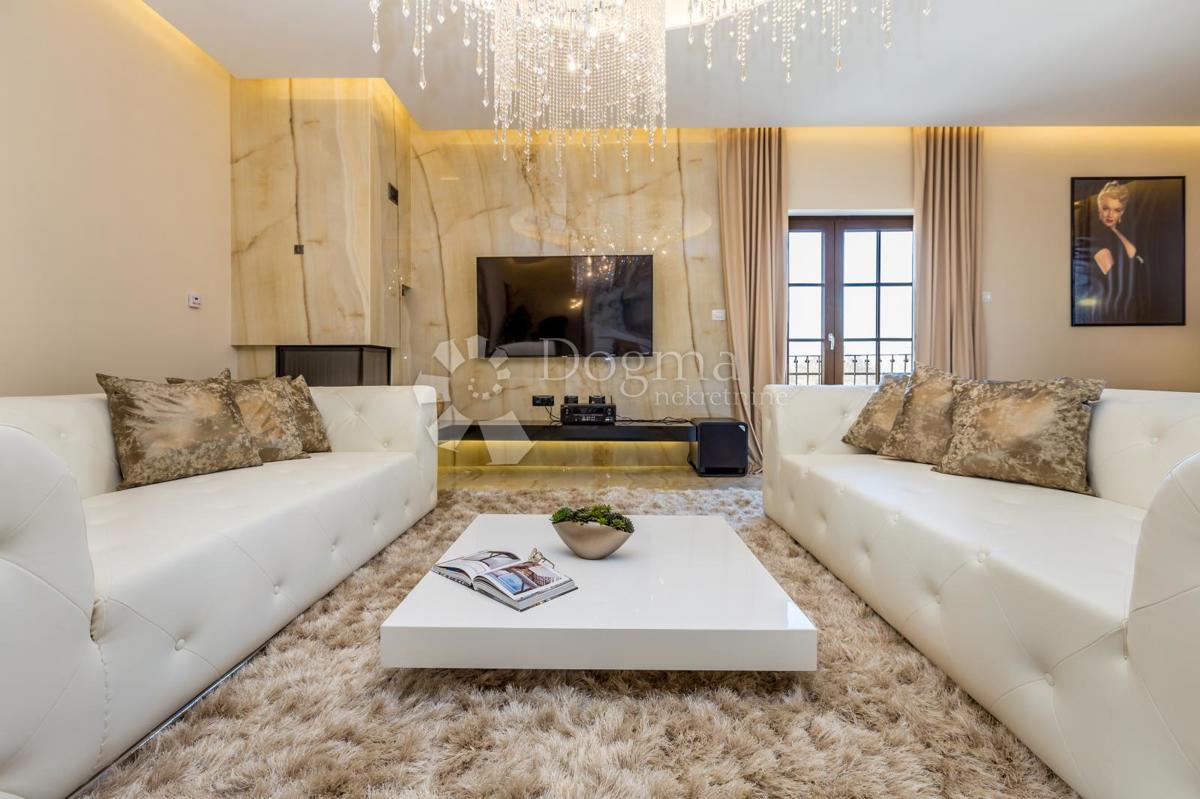 Casa Juršići, Svetvinčenat, 222m2