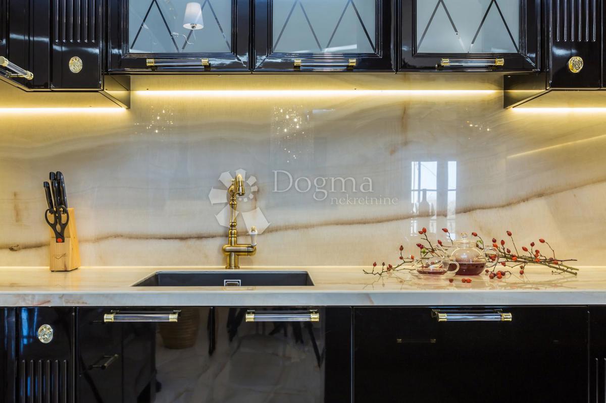 Casa Juršići, Svetvinčenat, 222m2