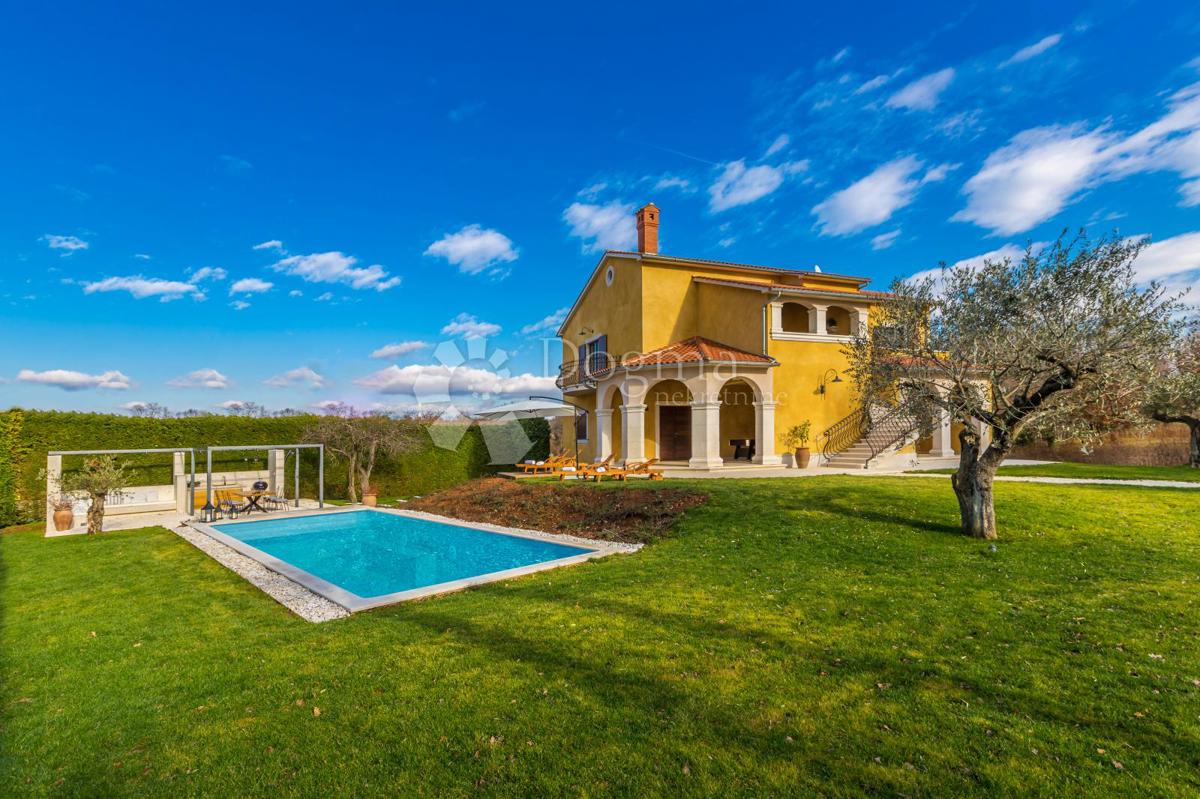 Casa Juršići, Svetvinčenat, 222m2