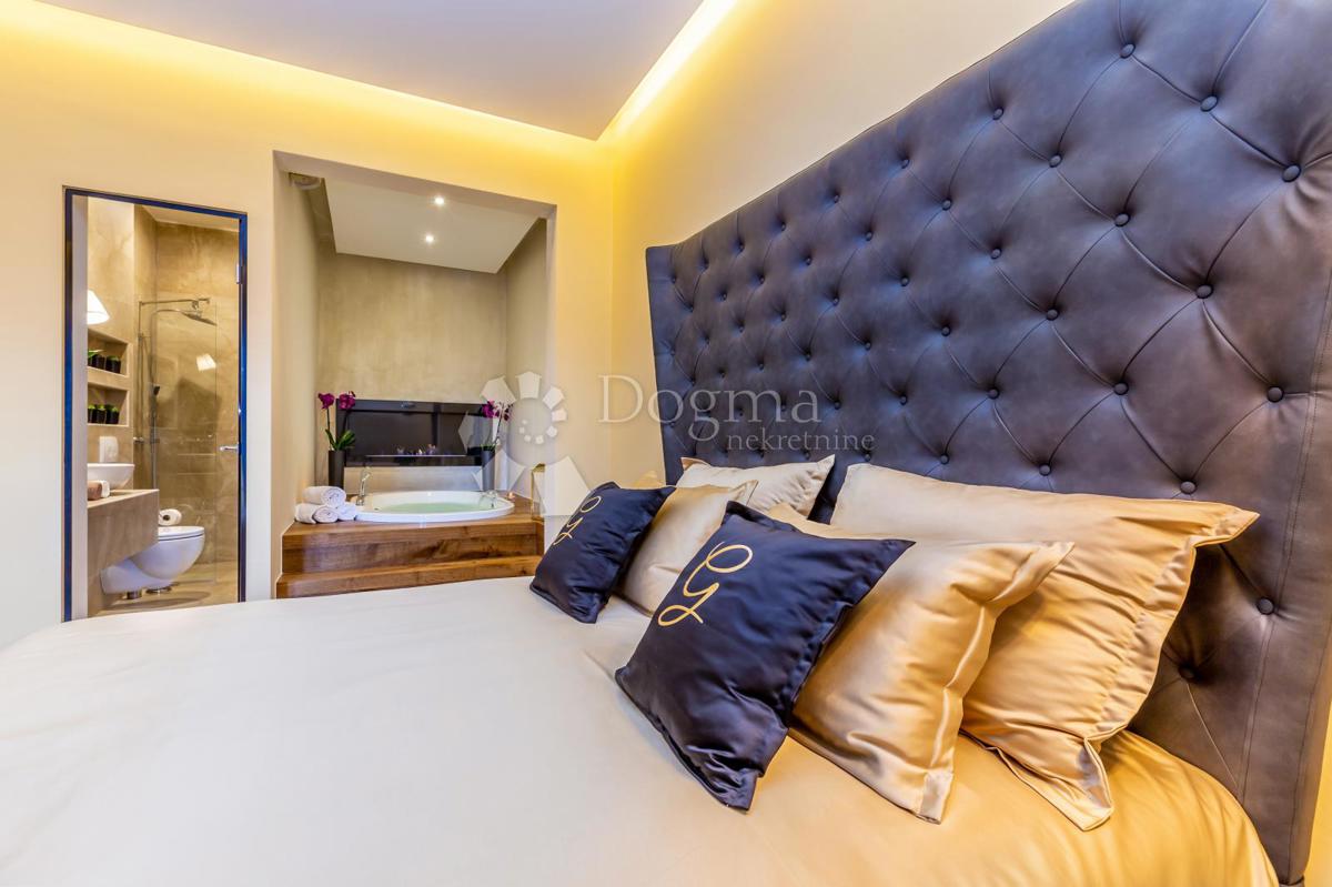 Casa Juršići, Svetvinčenat, 222m2