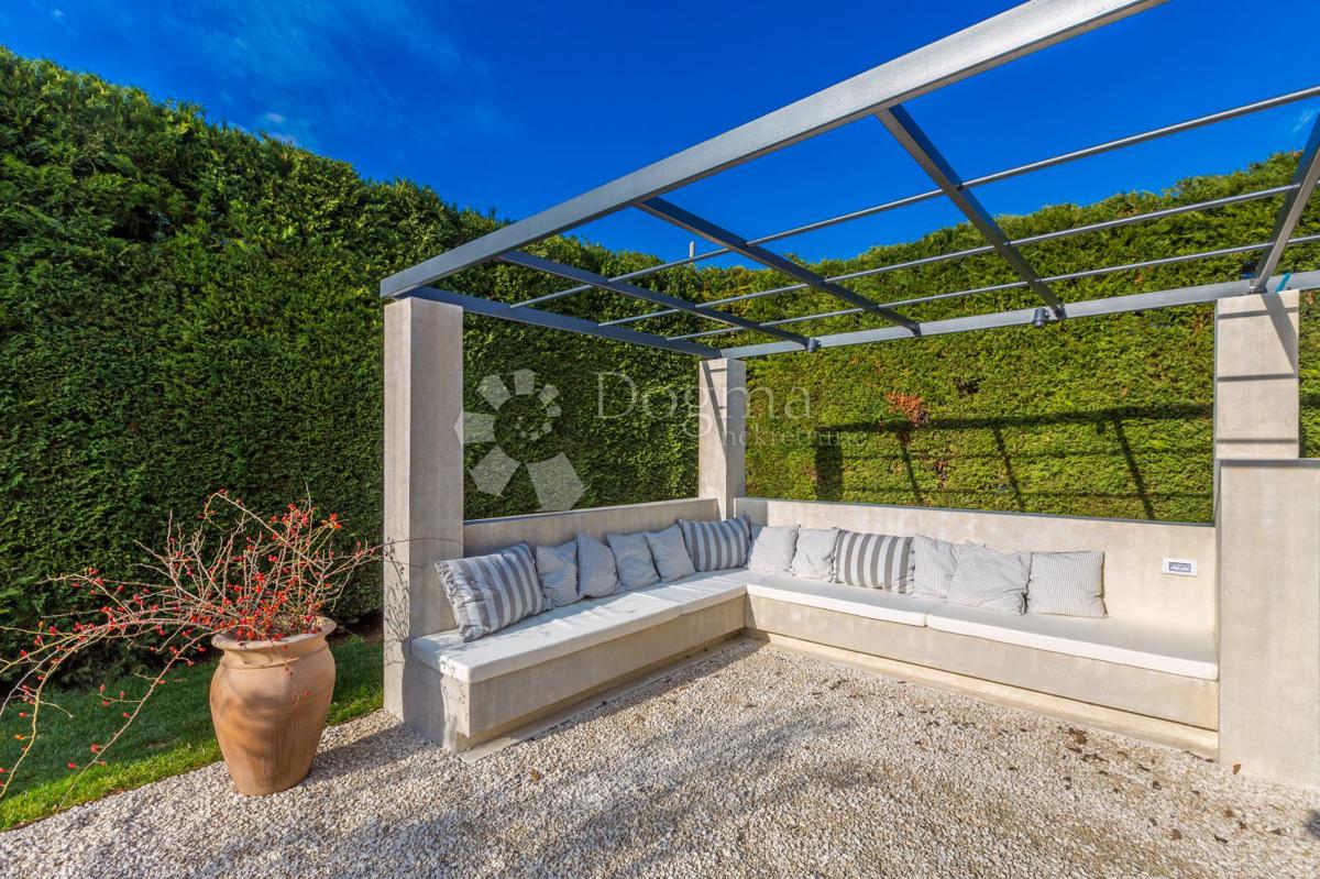 Casa Juršići, Svetvinčenat, 222m2